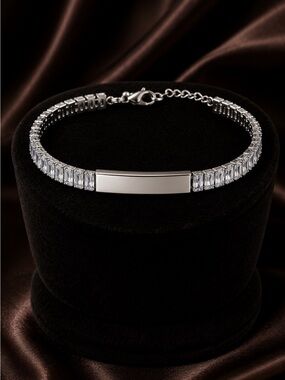 Elegant Silver color bracelet for women